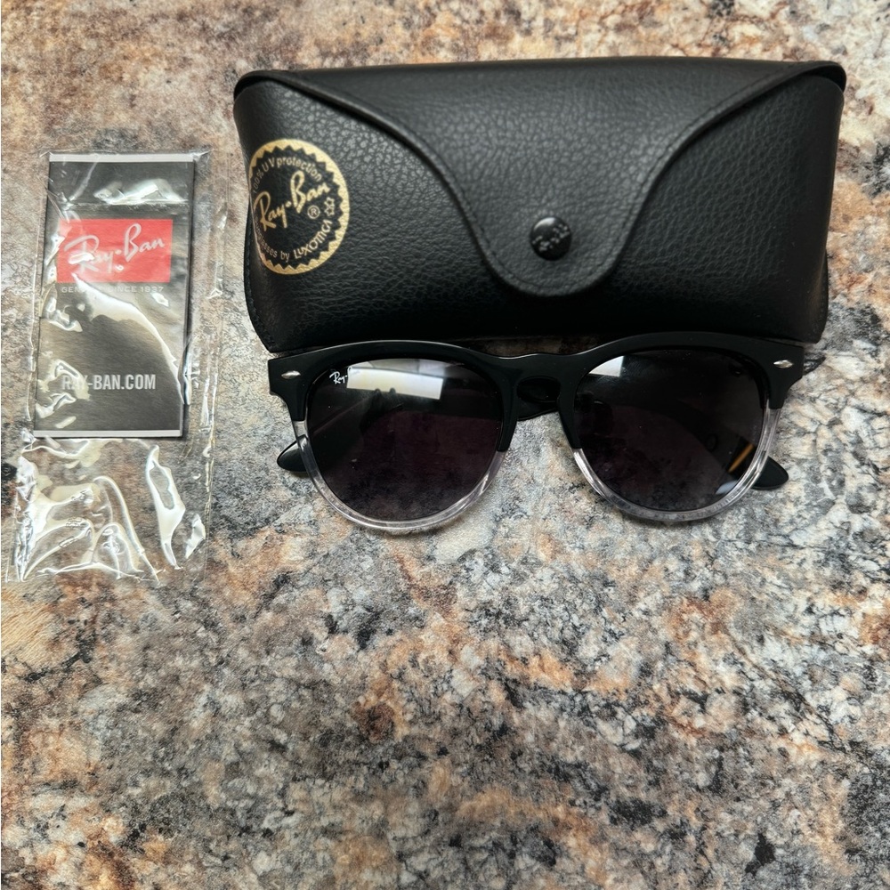 Ray-Ban IRIS - Picture 2 of 5
